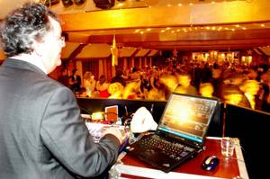 DJ Ohrwurm (heiner Olberding aus Vechta) sorgt für angemessende Stimmung auf Ihrer Hochzeit
